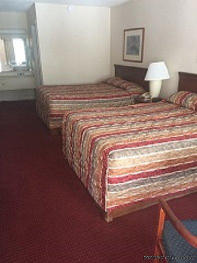 Econo Lodge Brunswick I-95 外观 照片